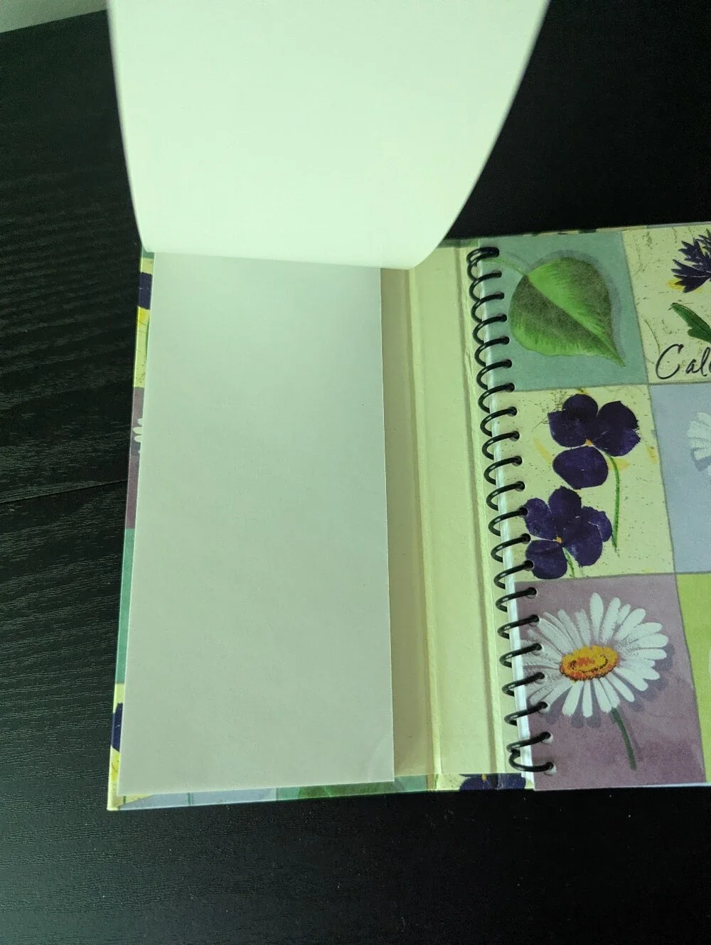 Y2K 2000s 2002 Compact Organizer/Day Planner Address Book Notes Floral Magnet
